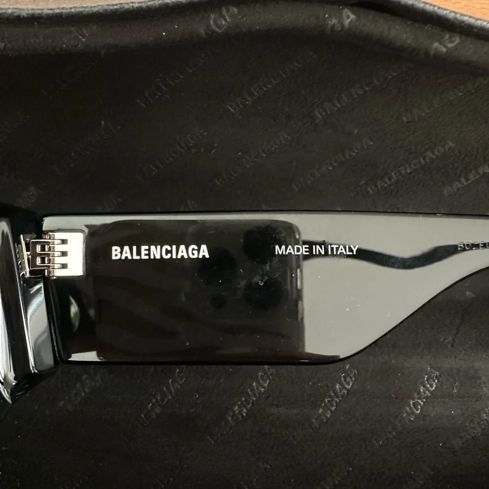 Balenciaga Black Sunglasses - Picture 4 of 6